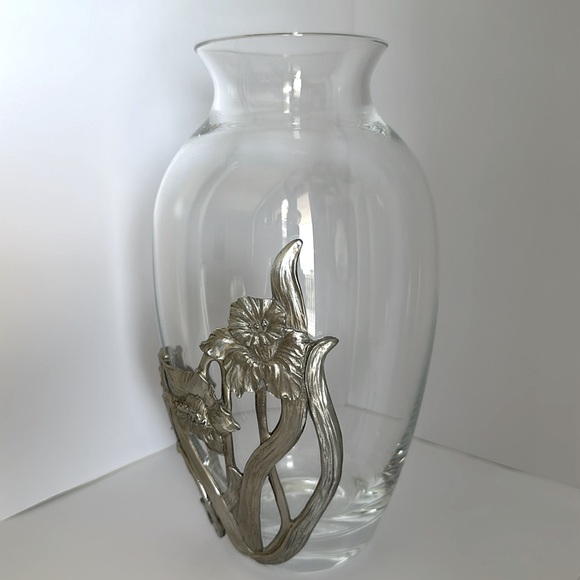 SeaGull Pewter Daffodil Pewter and Glass Vintage Vase 8 inch - Picture 6 of 7